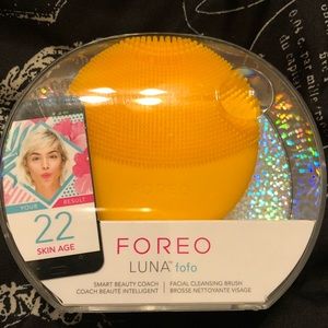 Foreo Luna fofo smart skin care device 🌼
